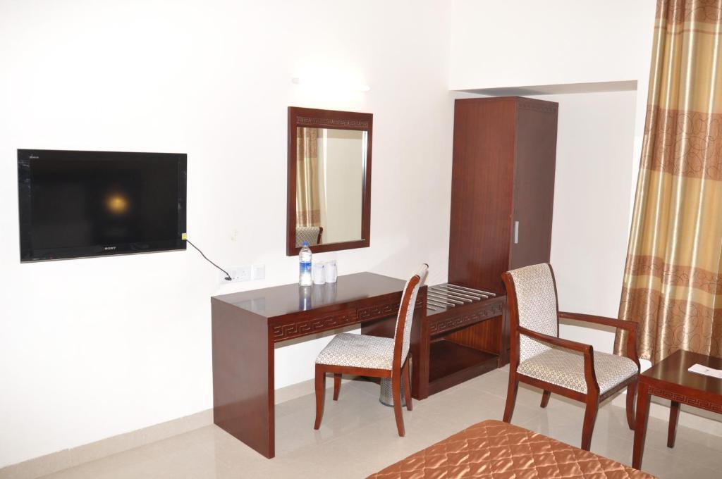 Alps Residency Hotel Krishnagiri Quarto foto